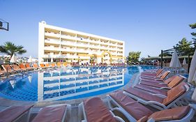 Tuntas Family Suites Kuşadası